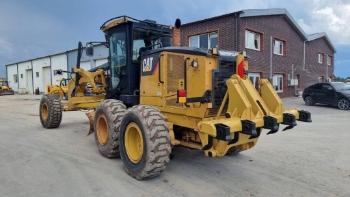 CAT 140 M