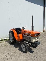 Kubota B 1600