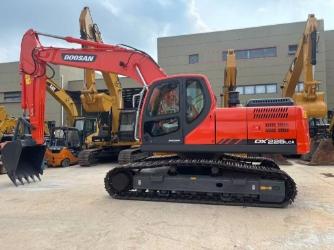 Doosan DX 225