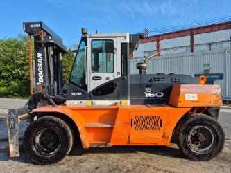 Doosan D 160