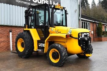 JCB 940