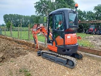 Kubota U20-3A