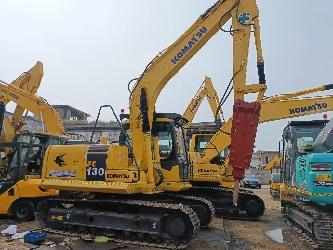 Komatsu PC130