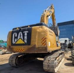 CAT 330