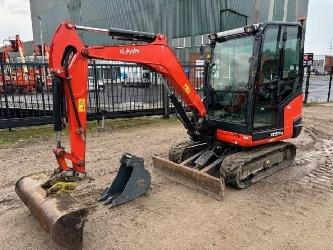 Kubota KX 027