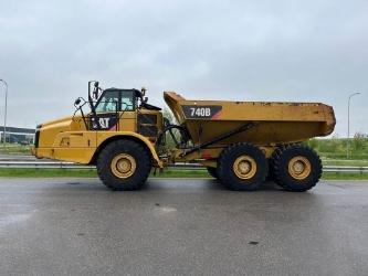 CAT 740B