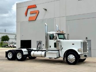 Peterbilt 389