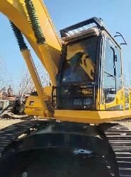 Komatsu 220-8