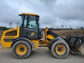 JCB 409