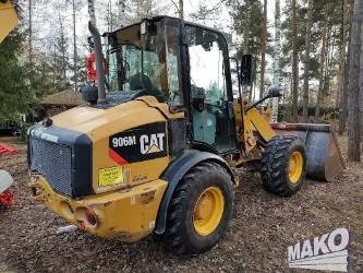 CAT 906 M