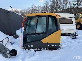 Volvo EC220E