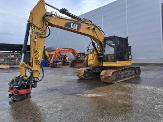 CAT 325F