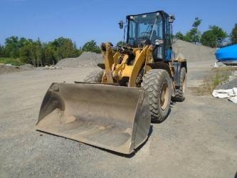 CAT 914M