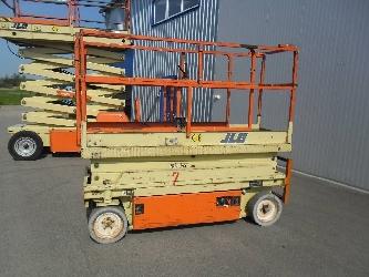 JLG 2033 E