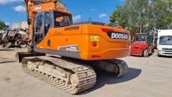 Doosan DX 225