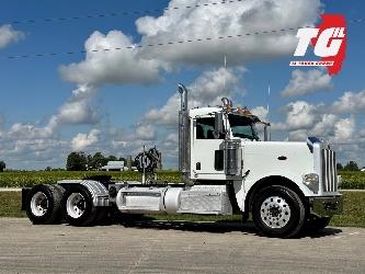 Peterbilt 388