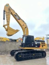 CAT 330D2