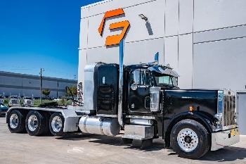 Peterbilt 379