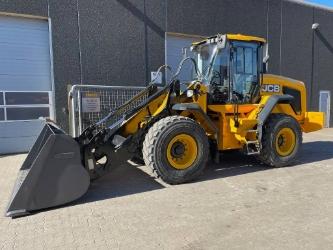 JCB 427
