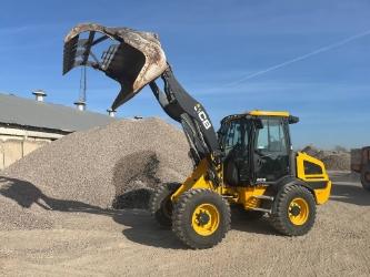 JCB 409 T4