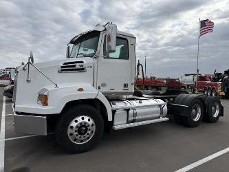 Western Star 4700SB