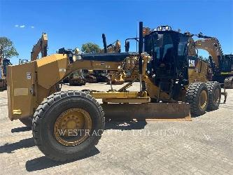 CAT 140M