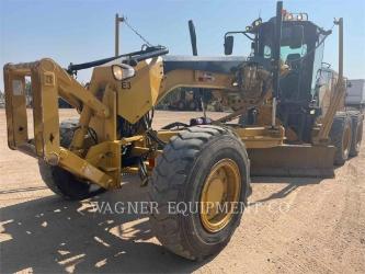 CAT 140M2 AWD