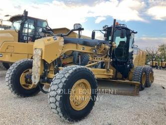 CAT 140M3AW