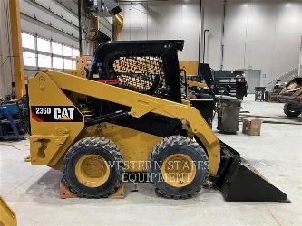 CAT 236D