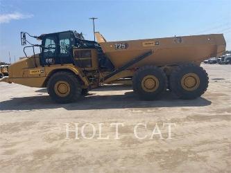 CAT 725