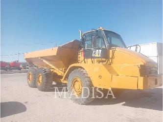 CAT 725