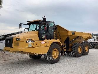 CAT 725