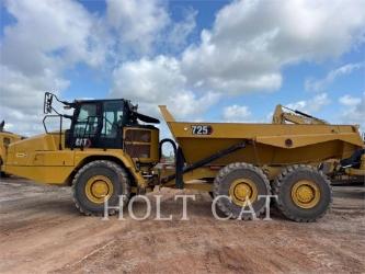 CAT 725