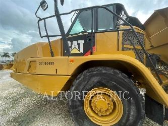 CAT 725C2