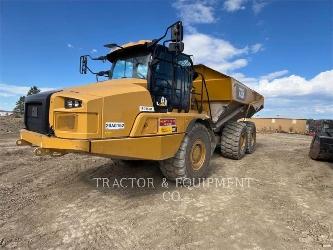 CAT 735