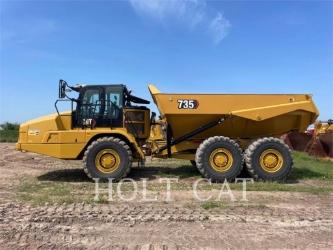 CAT 735