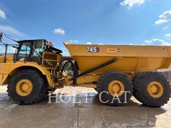 CAT 745