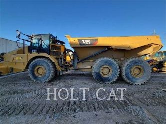 CAT 745