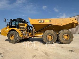 CAT 745