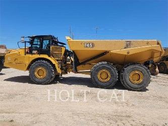 CAT 745