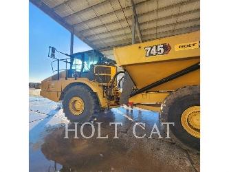 CAT 745