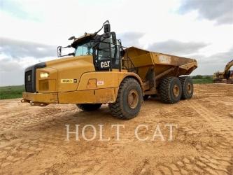 CAT 745-04