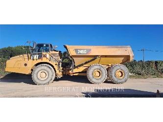 CAT 745C