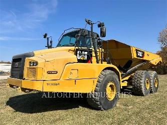 CAT 745C