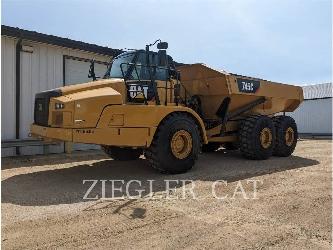 CAT 745C