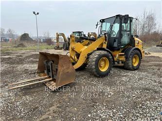 CAT 908M