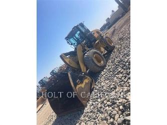 CAT 926M