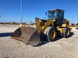 CAT 930M