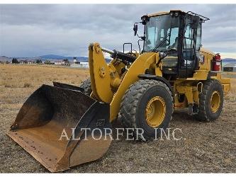 CAT 930M