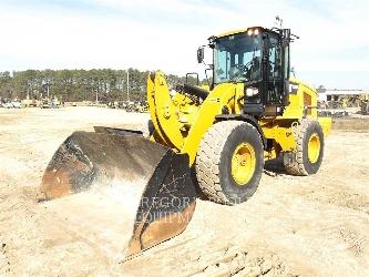 CAT 930M